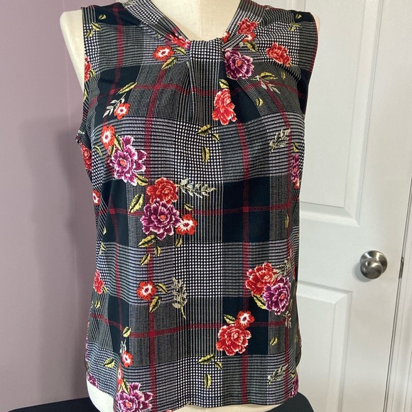 Christopher & Banks Tops - Christopher & Banks Dressy Tank